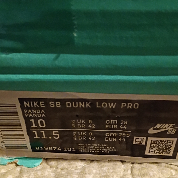 Nike Black and White Men's Sneakers - Picture 4 of 7